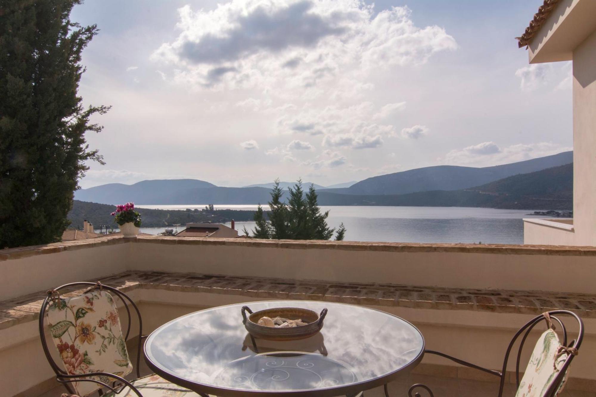 Villa Maira Luxurious With Private Swimming Pool Корфос Экстерьер фото